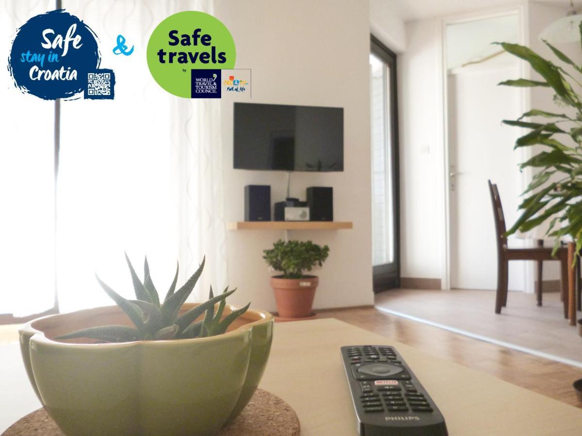 Apartment Irene Pula Zewnętrze zdjęcie